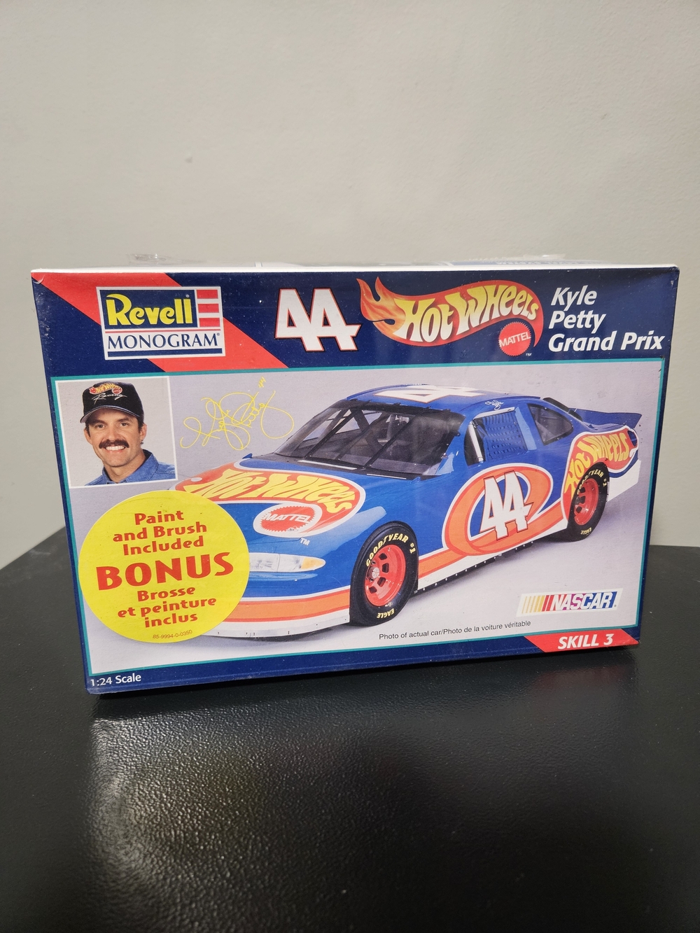 Revell Monogram Kyle Petty Hot Wheels #44 Blue NASCAR Model Kit